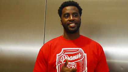 Σε επαφές με ΜακΛίν η Σάσαρι