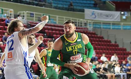 Λύγισε στο φινάλε τους Τσέχους η Λιθουανία