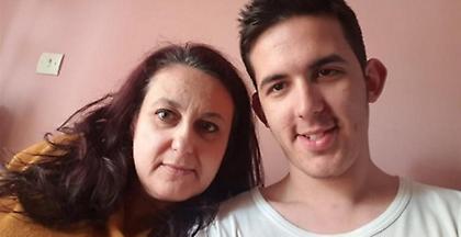 Μητέρα 4 παιδιών κόβει πρώτη το «νήμα» στο Τμήμα Εργοθεραπείας Πτολεμαΐδας