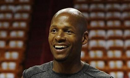 Ρέι Άλεν: «Έτσι με… καλωσόρισε στο NBA o Μάικλ Τζόρνταν»