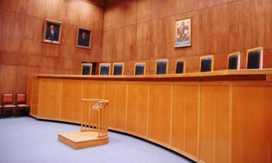 Τρεις γυναίκες στην έδρα του δικαστηρίου στη δίκη Μαρινάκη και άλλων 27