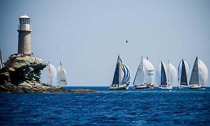 Περισσότερα από 30 ιστιοφόρα στον 52ο Διεθνή Ιστιοπλοϊκό Αγώνα Άνδρου «Ιωάννης Β. Γουλανδρής»
