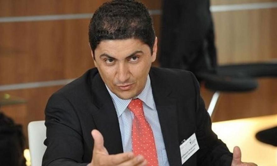 Συναντήσεις με Σαββίδη, Καρυπίδη θα έχει ο Αυγενάκης