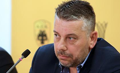 Παπαθεοδώρου: «Να φτιάξουμε μια ομάδα που θα διεκδικεί τη νίκη σε κάθε γήπεδο»