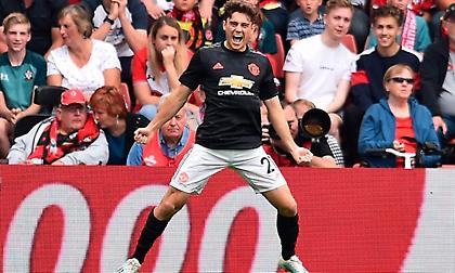 Άνοιξε το σκορ η Γιουνάιτεντ με «κεραυνό» Τζέιμς (video)