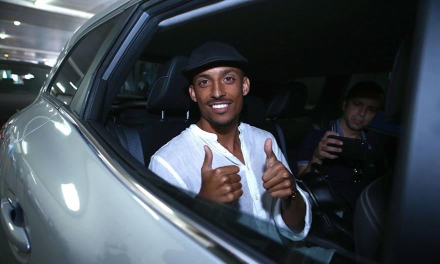 «Πάτησε» Ελλάδα για Ολυμπιακό ο Γκασπάρ (pics)