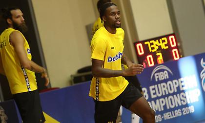 Ρέι στο sport-fm.gr: «Περιμένω πώς και πώς να παίξω μπροστά στον κόσμο της ΑΕΚ»