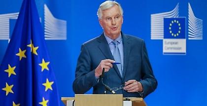 Brexit χωρίς συμφωνία βλέπει ο Μπαρνιέ