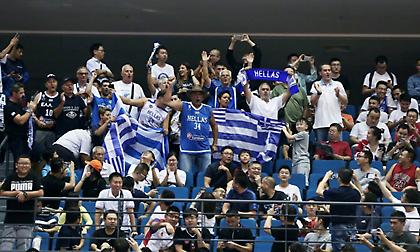 Η είσοδος της Εθνικής για την πρεμιέρα της στο Παγκόσμιο (video)