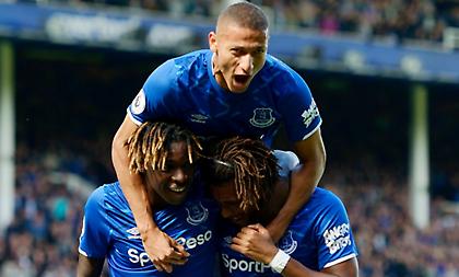 Πήρε τη ματσάρα η Έβερτον και βυθίζει τη Γουλβς!