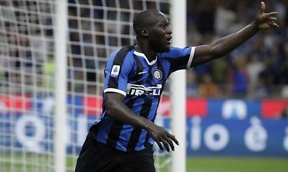 Ρατσιστική επίθεση στον Λουκάκου από οπαδούς της Κάλιαρι (video)