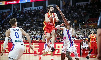 Ζορίστηκε, αλλά λύγισε το Πουέρτο Ρίκο και πήρε την πρωτιά η Ισπανία!