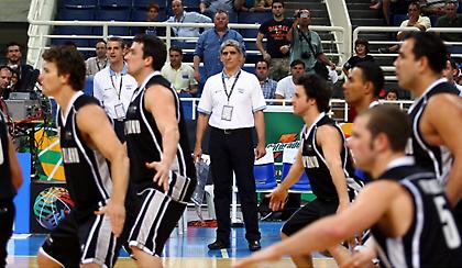 Πεκίνο μέσω... Νέας Ζηλανδίας