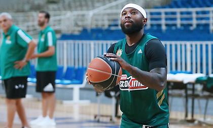 Τα… στάζει στην Πορταριά ο Ράις! (video)