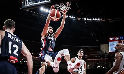 Χαλαρή και με κατοστάρα στους «16» η Γαλλία