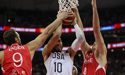 Αγωνία για Τέιτουμ στις ΗΠΑ