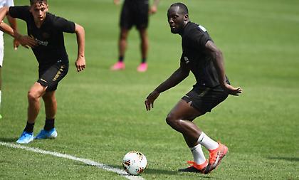 Οπαδοί Ίντερ σε Λουκάκου: «Είμαστε μαζί σου, αλλά αυτό δεν ήταν ρατσισμός»