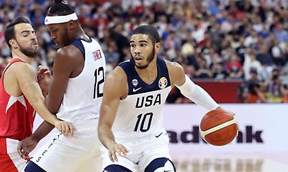 Χάνει και τα δύο ματς των «16» ο Τέιτουμ