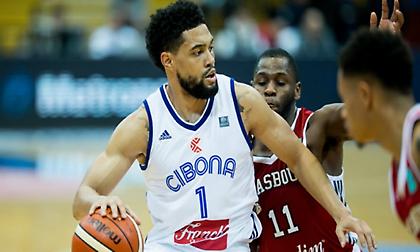 Ανακοινώθηκε από τη Λάρισα ο Ρέινολντς