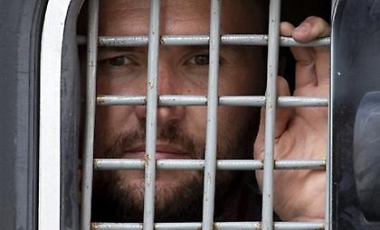 Ρωσία: Ποινές φυλάκισης σε διαδηλωτές που επιτέθηκαν σε αστυνομικούς