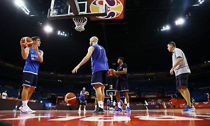 Ρομπόλης: «Πρέπει να δείξει αντίδραση σήμερα η Εθνική μας»