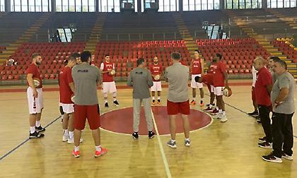 Βόλτα στον πύργο της Πίζας για τους παίκτες του Ολυμπιακού (pics)