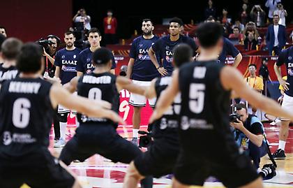 Χενάρε: «Φανταστική ομάδα η Ελλάδα, περήφανος για τους παίκτες μου»