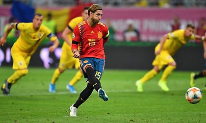 Προβάδισμα με πέναλτι του Ράμος για την Ισπανία (video)