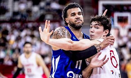 Τσεχία: Ο Μπλέικ Σιλμπ … ειρωνεύεται όσους δεν έδιναν ελπίδα πρόκρισης (pic)