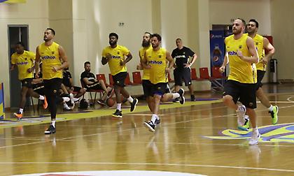 Οι αριθμοί στις φανέλες των παικτών της ΑΕΚ