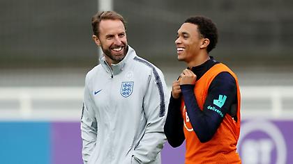 Τα «λιοντάρια» επιστρέφουν με όνειρα για το Euro