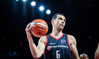 Απέσυρε το «6» του Ζήση η Μπάμπεργκ (vids)