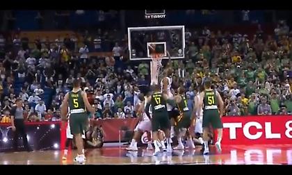 Παραδέχτηκε το λάθος και τιμώρησε τους διαιτητές του Γαλλία-Λιθουανία η FIBA