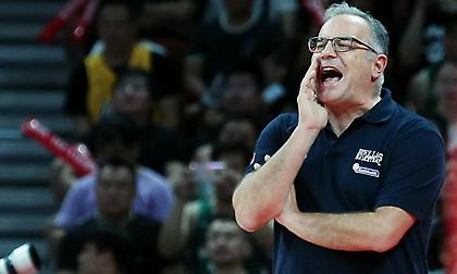 Σκουρτόπουλος: «Δεν μπορώ να καταλάβω γιατί δεν έχει αυτοπεποίθηση η ομάδα»