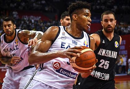 Γιάννης Αντετοκούνμπο: Πρεσβευτής της αντικαπνιστικής καμπάνιας του Υπουργείου Υγείας