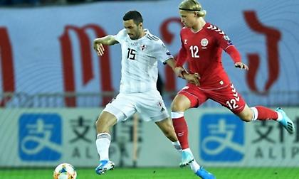 «Κόλλησε» η Δανία, τεσσάρα η Ελβετία