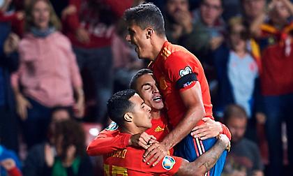 Απόλυτο στο «ρελαντί» για Ισπανία, διατήρησε το προβάδισμα η Σουηδία