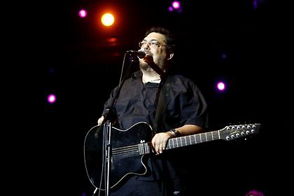 Λαυρέντης Μαχαιρίτσας: Το «αντίο» σε έναν σπουδαίο καλλιτέχνη μέσα από τα social media