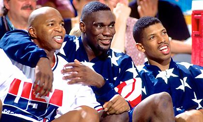 Με ρόστερ που… ζαλίζει το σήκωσαν οι ΗΠΑ στον Καναδά