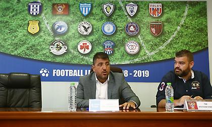 Πάει για... μετάθεση η σέντρα της Super League 2
