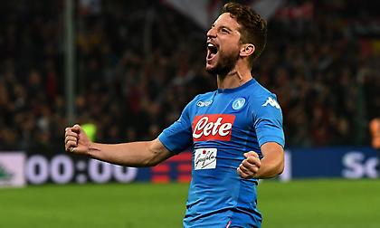 Δεν ανανεώνει με Νάπολι ο Μέρτενς