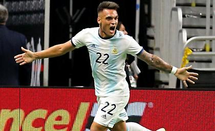 Χατ-τρικ σε 22 λεπτά ο Λαουτάρο, ήττα για τη Βραζιλία!