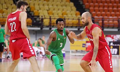 Φιλική ήττα από Ούνιξ στο ΣΕΦ για τον Ολυμπιακό