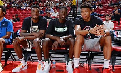 Τα πέντε αδέλφια Αντετοκούνμπο εξώφυλλο στο «Franchise» (photos)