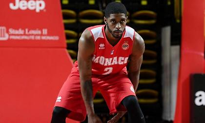 Διπλό «χτύπημα» με Τζόουνς και Μουρ από τη Γαλατά