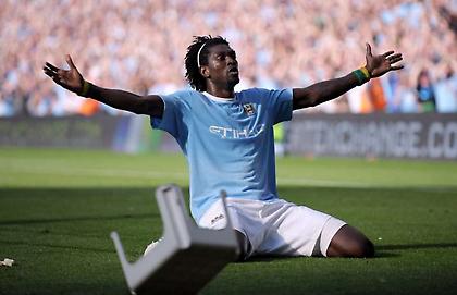 Αντεμπαγιόρ: 10 χρόνια από τον πανηγυρισμό του μπροστά στους οπαδούς της Άρσεναλ! (vid)