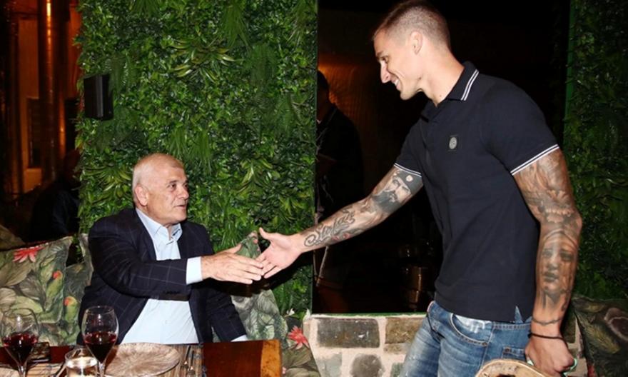 Με Μελισσανίδη το δείπνο Κωστένογλου στους παίκτες της ΑΕΚ (pics)