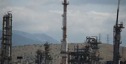 Το ΤΑΙΠΕΔ εξετάζει πώληση των μετοχών του στα ΕΛΠΕ