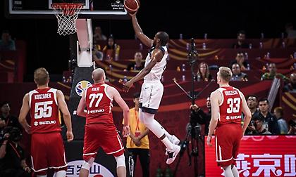 Ολοκλήρωσαν με νίκη την… αποτυχία τους οι ΗΠΑ