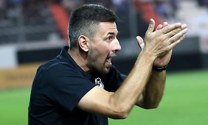 Σίμος: «Δεν πανικοβληθήκαμε σε καμία στιγμή, από Δευτέρα και πάλι δουλειά για το επόμενο ματς»